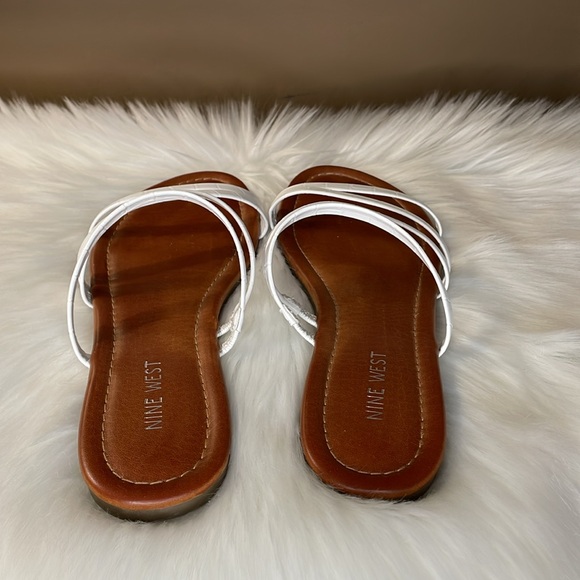 Nine West Strappy Slide flat Sandals 9 1/2 - Picture 4 of 10